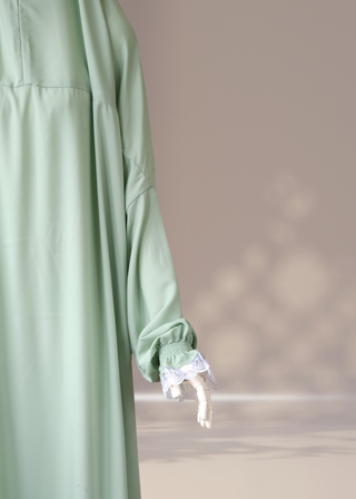 Prayer Outfit/ One-Piece Salah Dress - Complete Coverage for Focused Prayer - Khushu Modest Wear